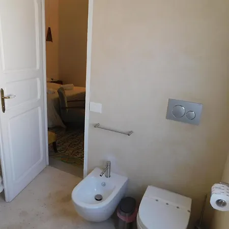 Mandorleolio Bed & Breakfast