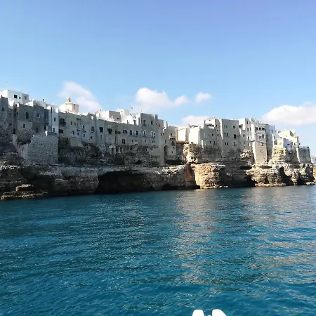 Mandorleolio فندق مبيت وإفطار بولينيانو آ ماري