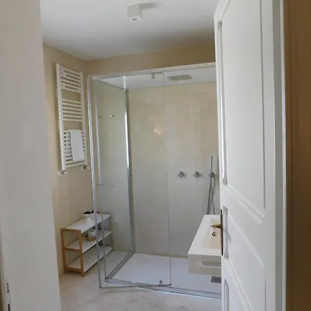 Mandorleolio 4* بولينيانو آ ماري