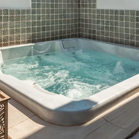 Mandorleolio 4* Полиньяно-а-Маре