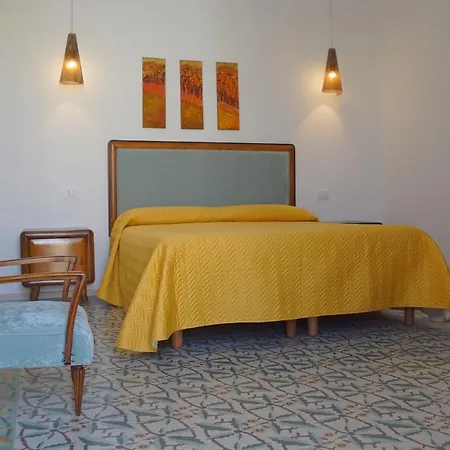 Mandorleolio Polignano a Mare