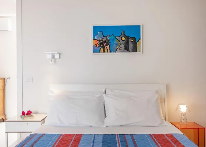 Mandorleolio לינה וארוחת בוקר 4*